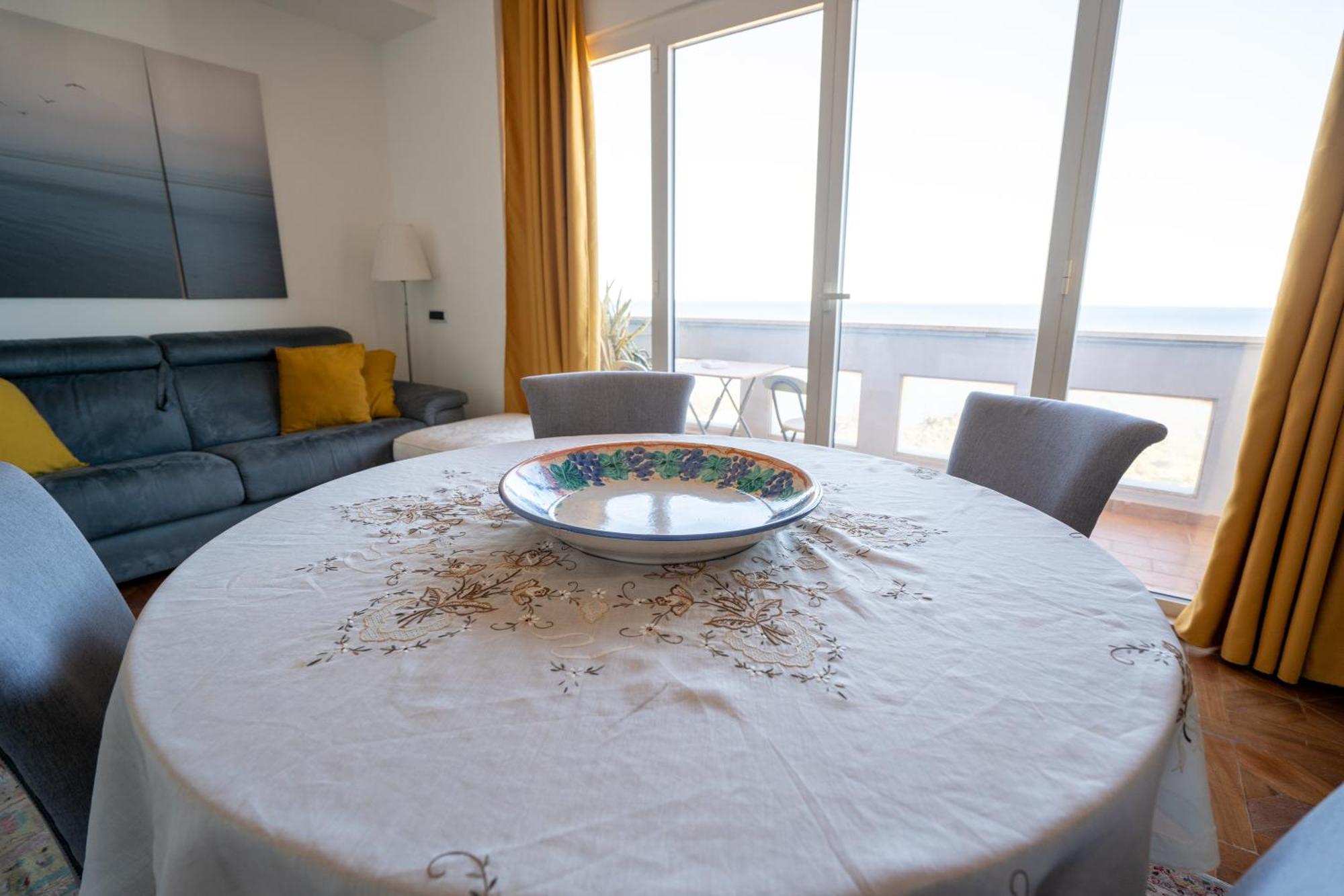 קטאניה Perla Marina Sea View Apartment מראה חיצוני תמונה